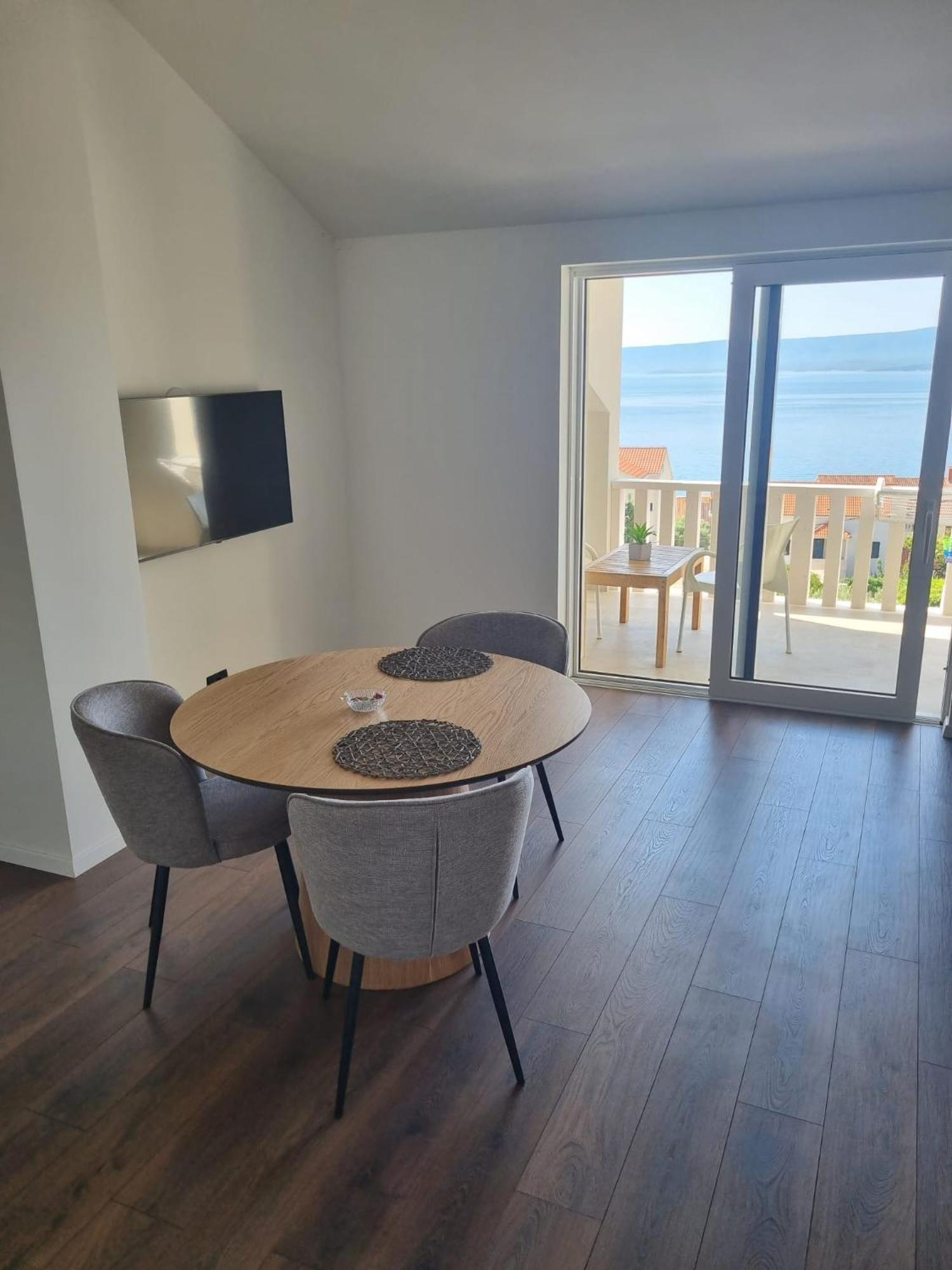 Superior Apartments Luka بول المظهر الخارجي الصورة